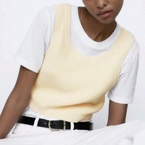 Zara Pastel Yellow Knit Crop Top